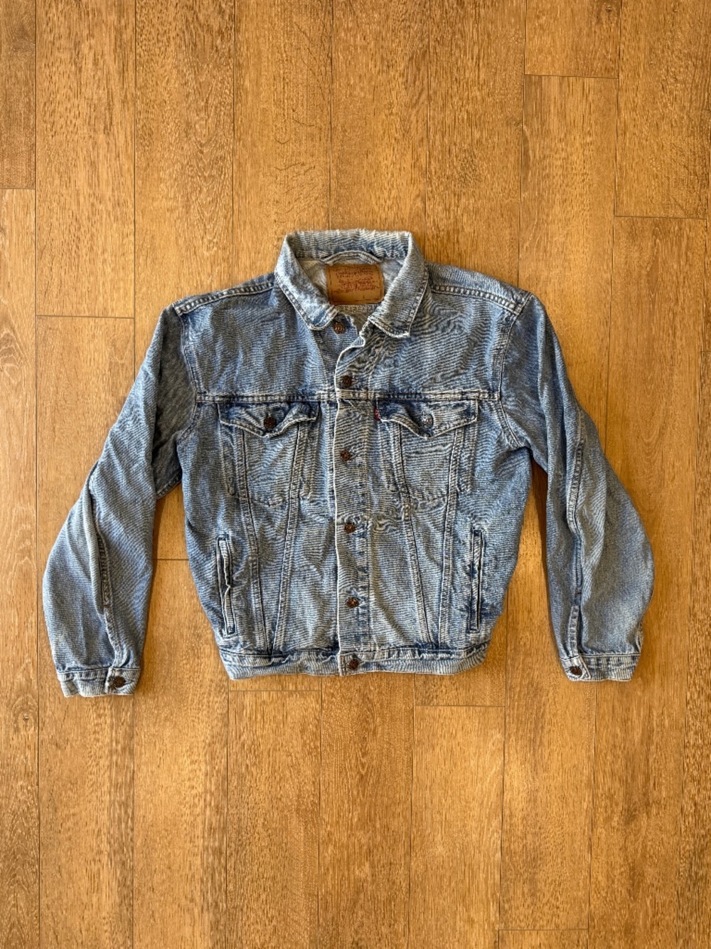 Vintage Levi's Made in Canada Denim Trucker Jacket Small 70507 Light Wash